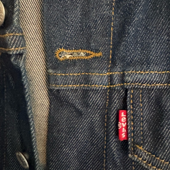 Levi's Dark Blue Denim Jacket - Picture 3 of 6